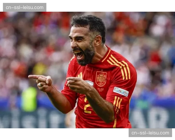 卡瓦哈尔远射造威胁，老将右路攻防一体作用依旧关键